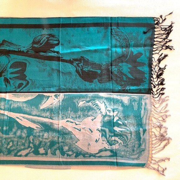 Reversible Teal Floral & Black Jacquard Shawl Wrap - 50% Acrylic 50% Viscose - Picture 2 of 3